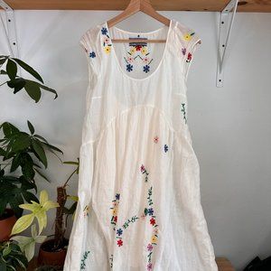 Kimchi Blue Leila Embroidered Midi Dress
